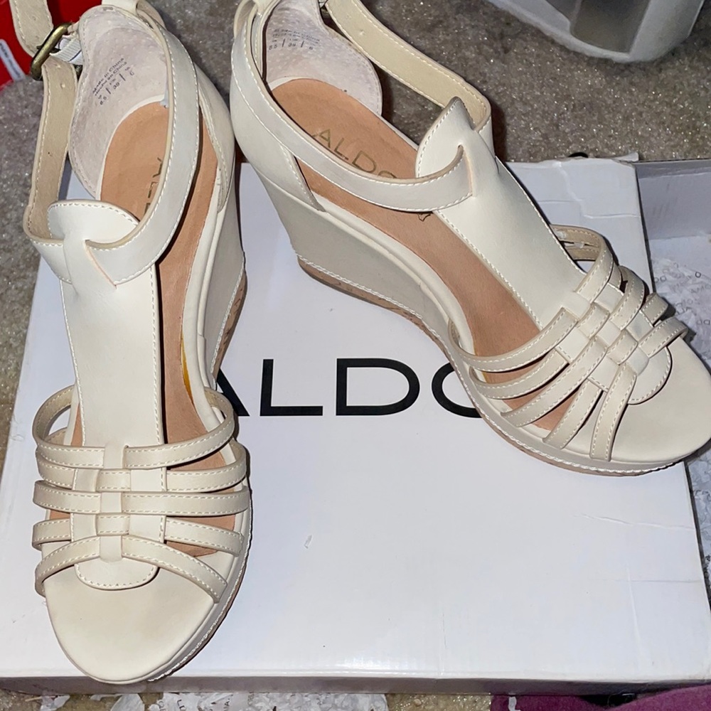 Off white Aldo Wedge Heel